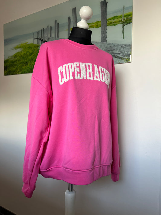 A: Copenhagen Oversize Pulli